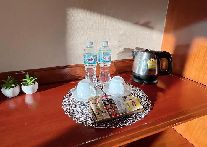 The Promenade Hotel 3*