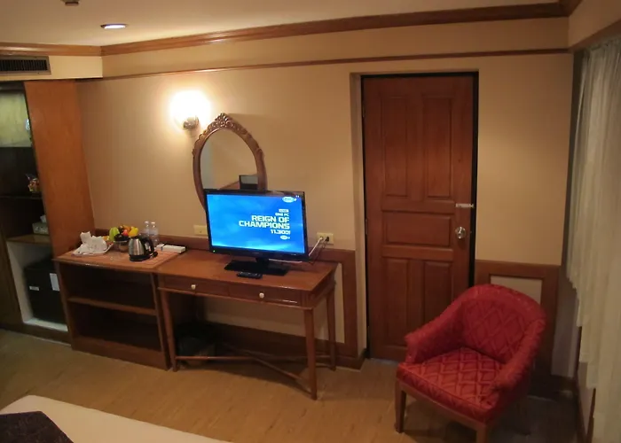 The Promenade Hotel 3*
