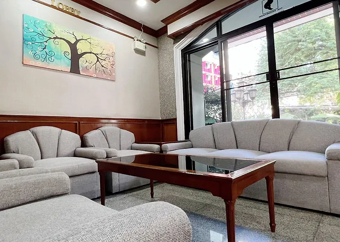 Hotel The Promenade