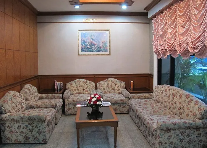 The Promenade Hotel