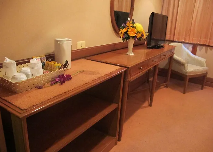 Hotel The Promenade 3*